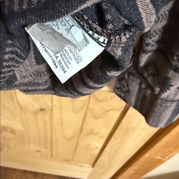Wrangler Retro Geometric Brown and Black Shirt - Picture 4 of 5